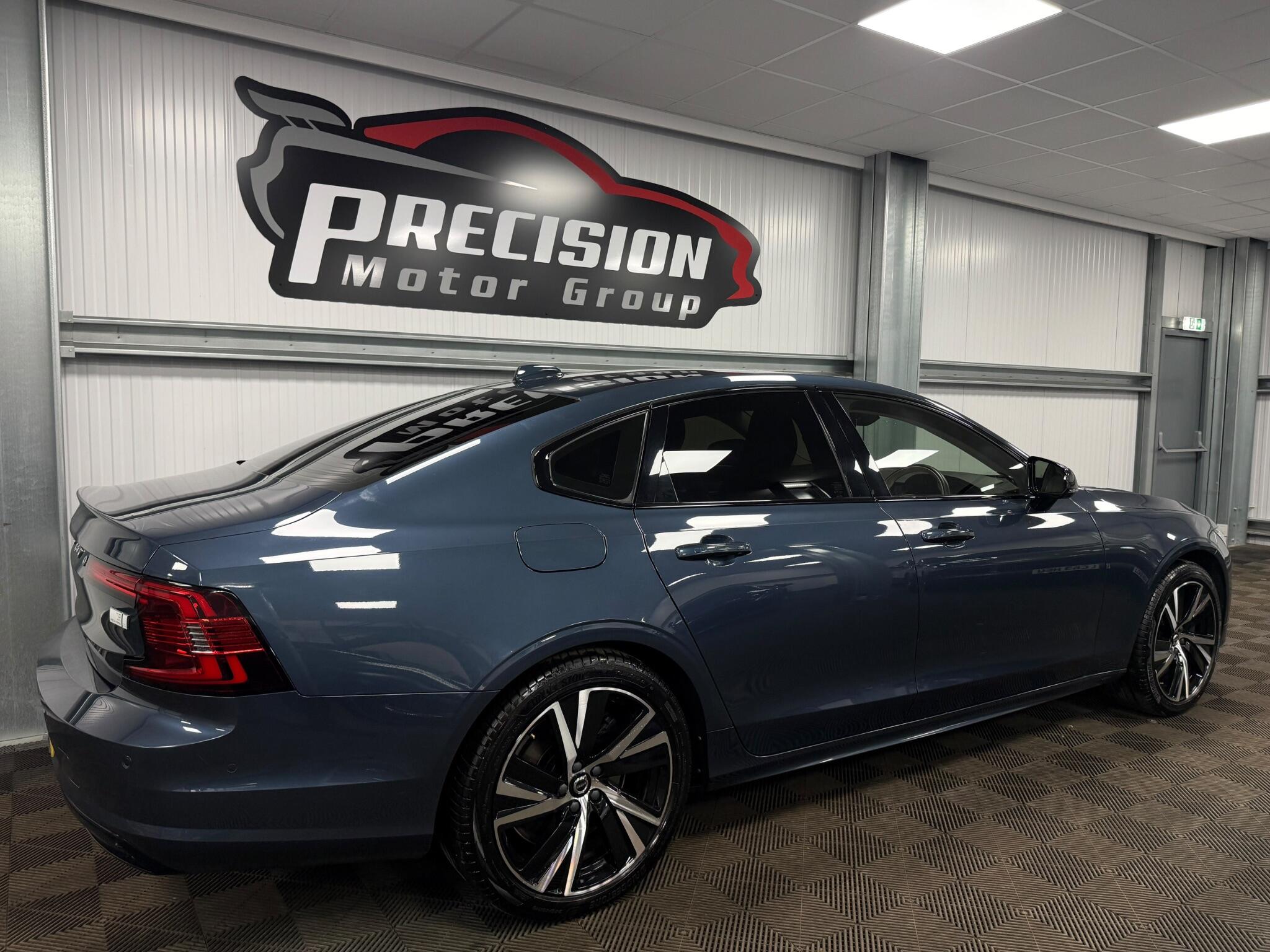 Volvo S90 view 15