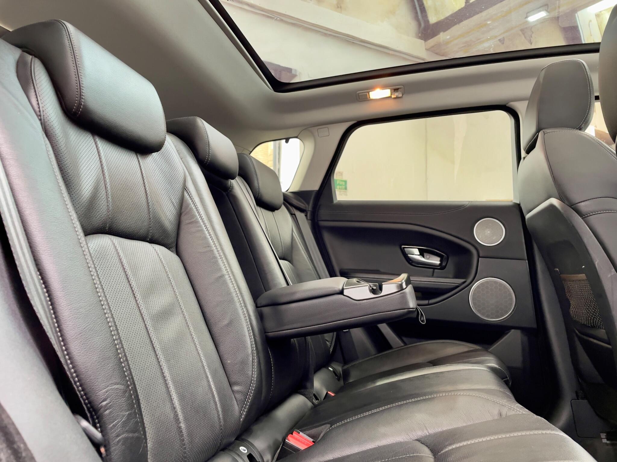 Land Rover Range Rover Evoque view 8