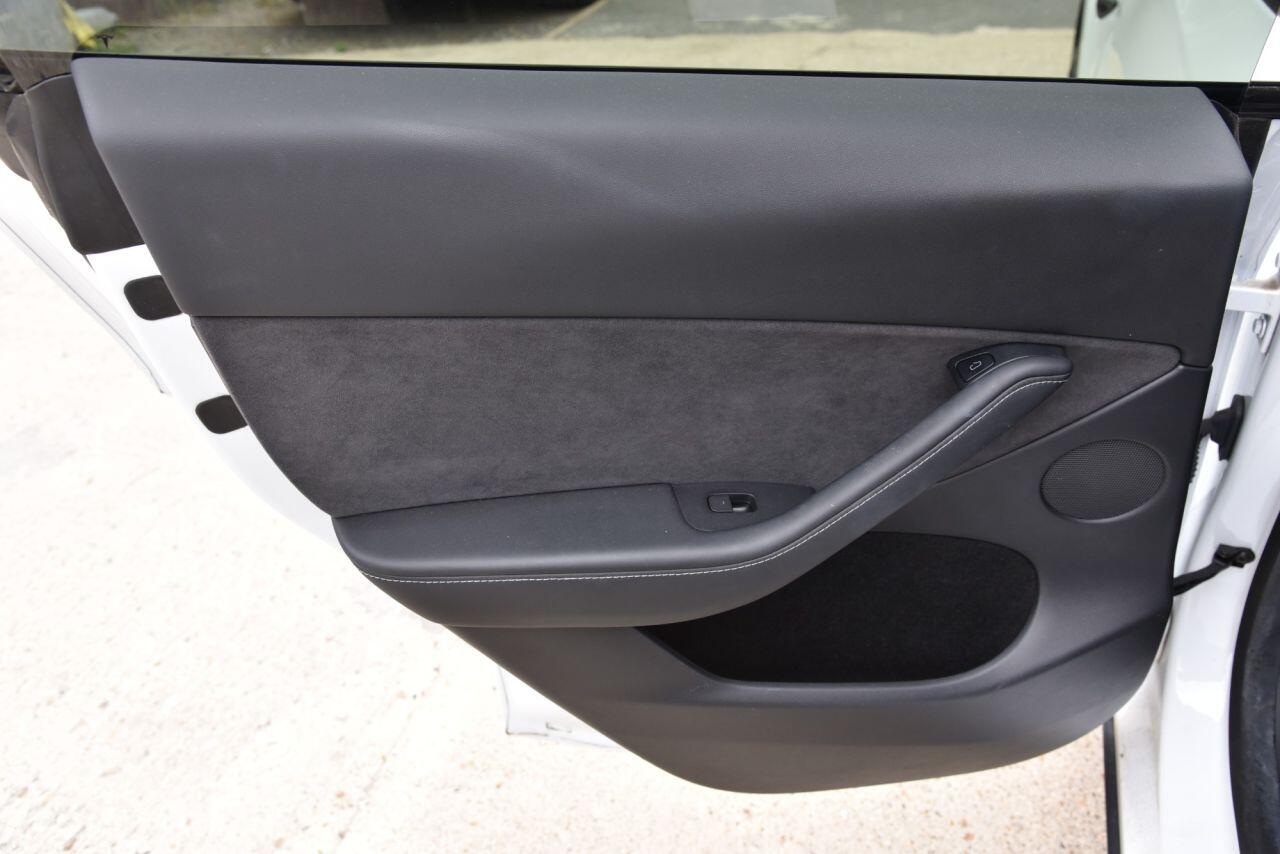 Tesla Model Y view 49