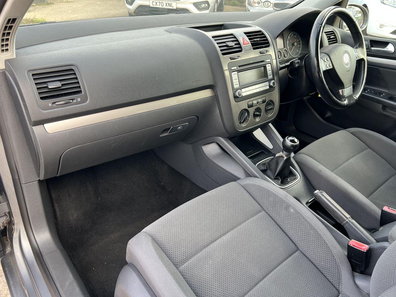 Volkswagen Golf view 22