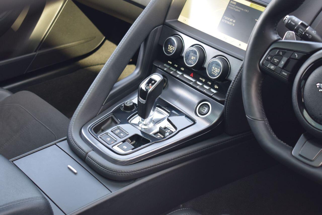 Jaguar F-Type view 15