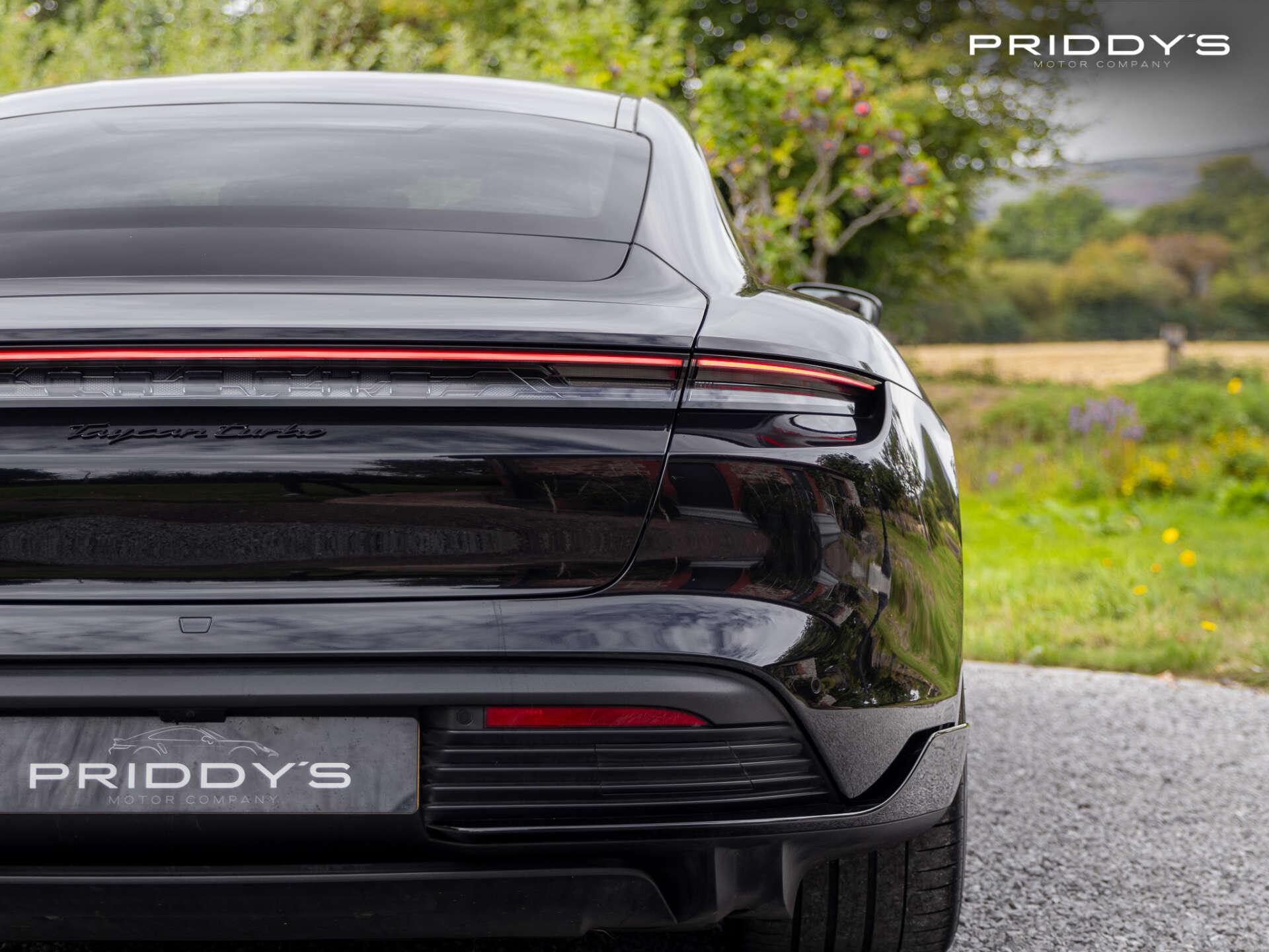 Porsche Taycan view 27