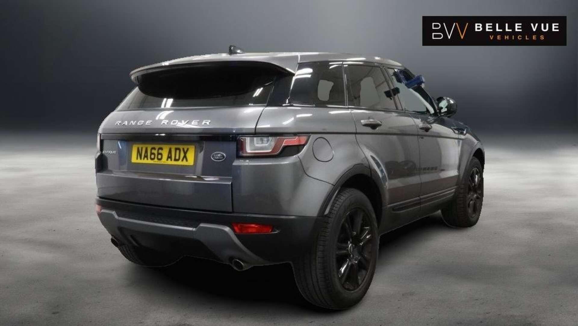 Land Rover Range Rover Evoque view 4
