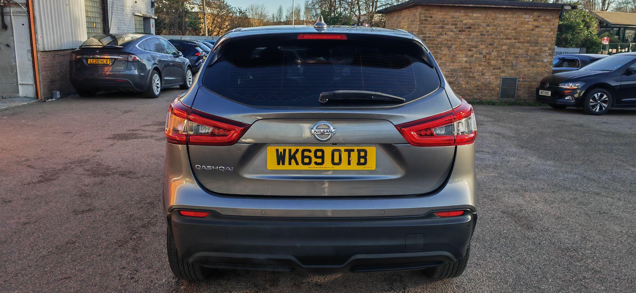 Nissan Qashqai view 5