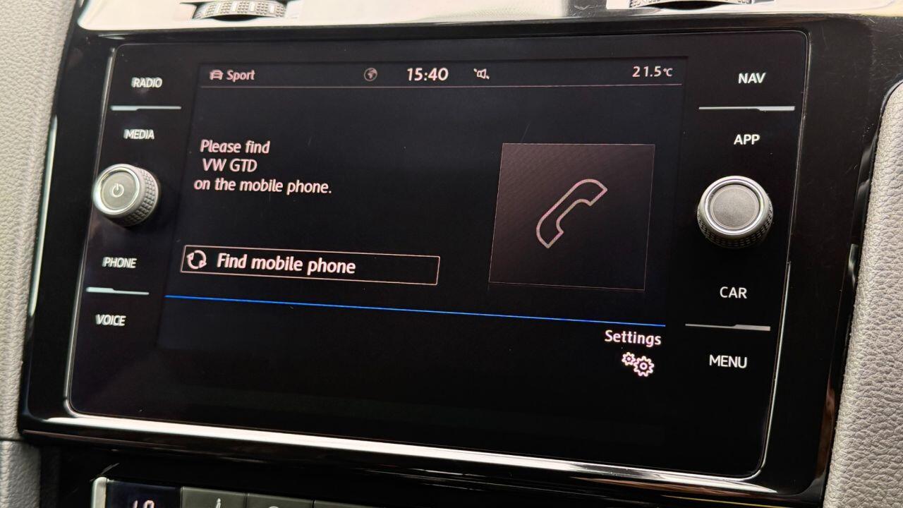 Volkswagen Golf view 21