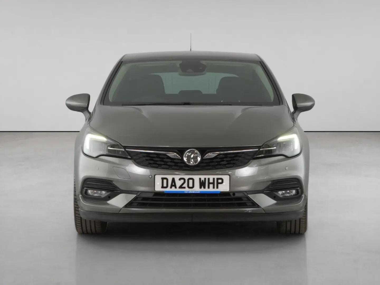 Vauxhall Astra view 5