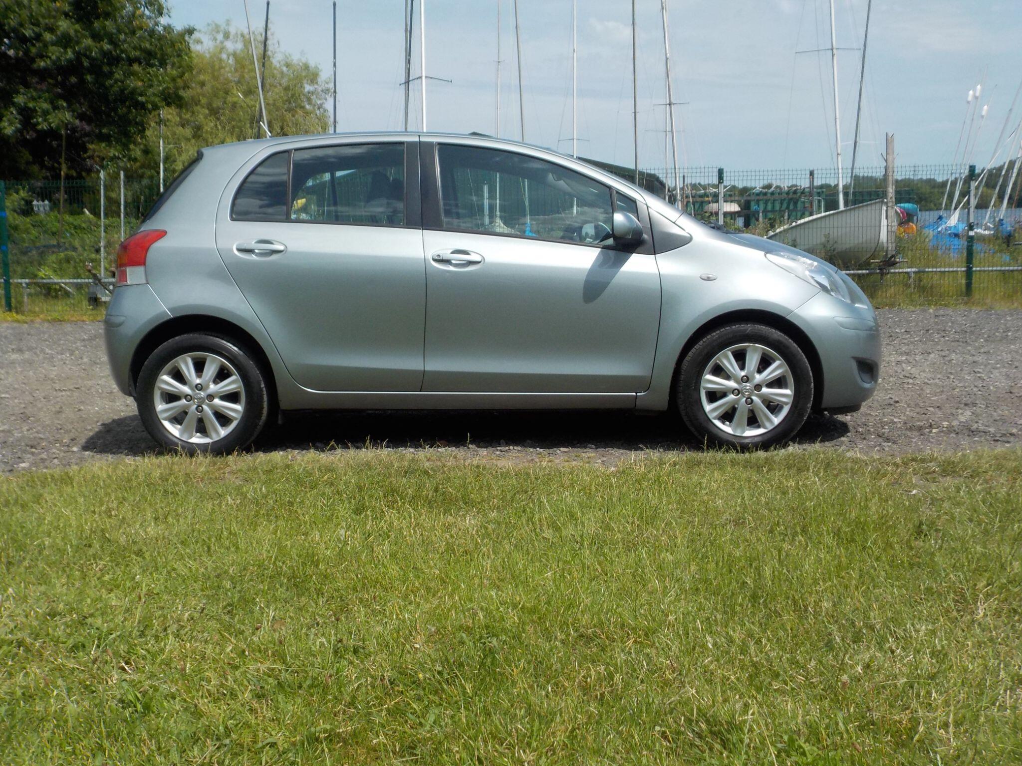 Toyota Yaris 1.33 Dual VVT-i TR Euro 4 (s/s) 5dr