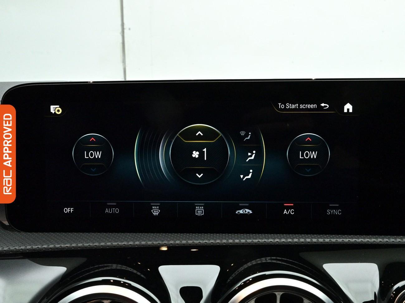 Mercedes-Benz CLA view 17