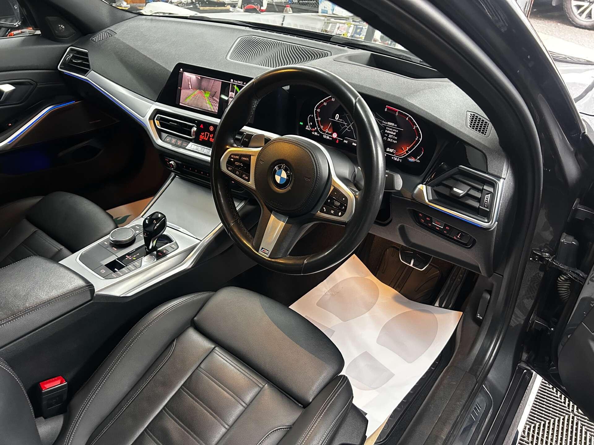 BMW 3 Series view 43