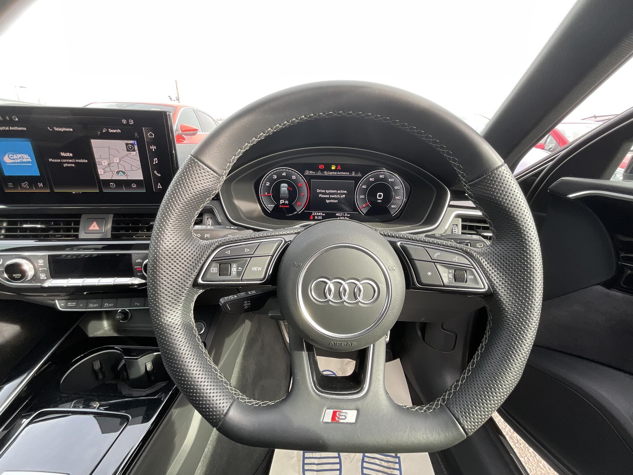 Audi A4 view 27