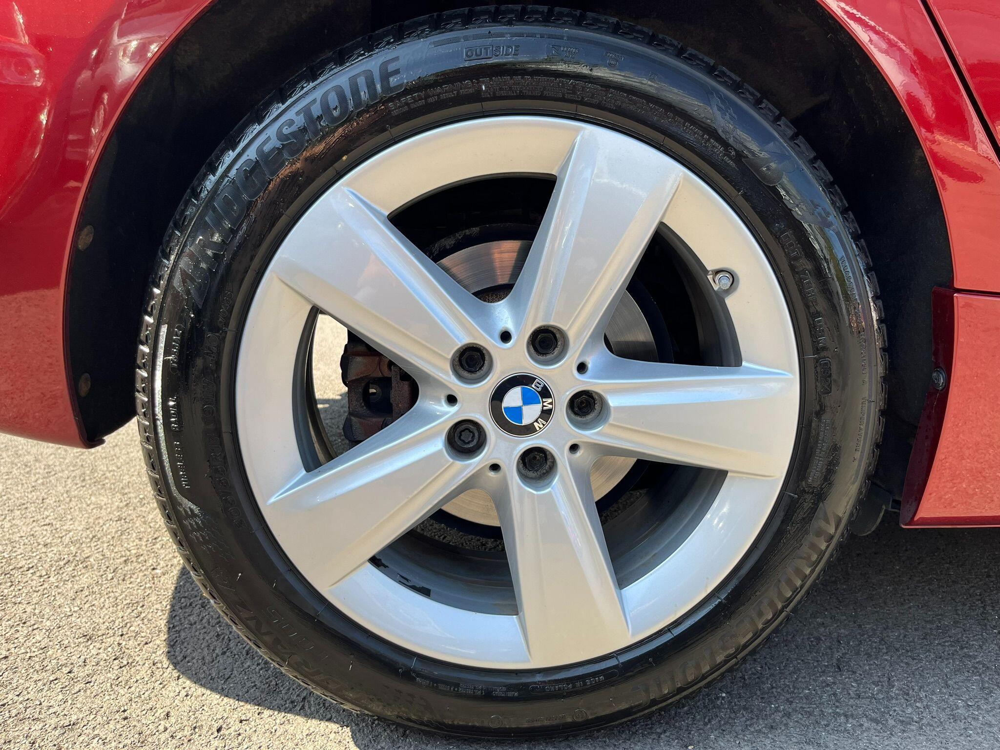 BMW 2 Series Active Tourer view 41