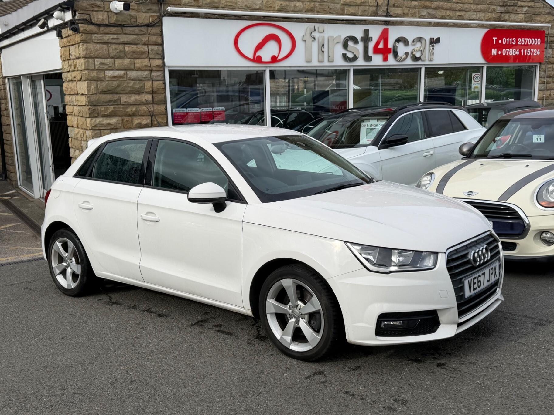 Audi A1 view 3
