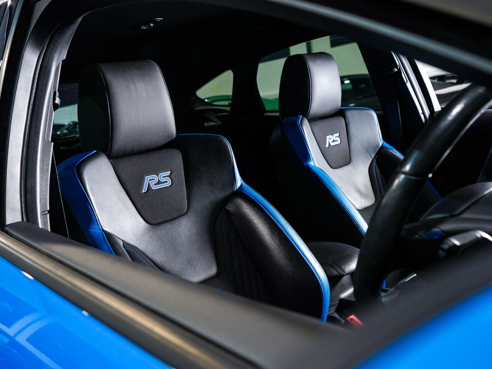 Ford Focus view 59