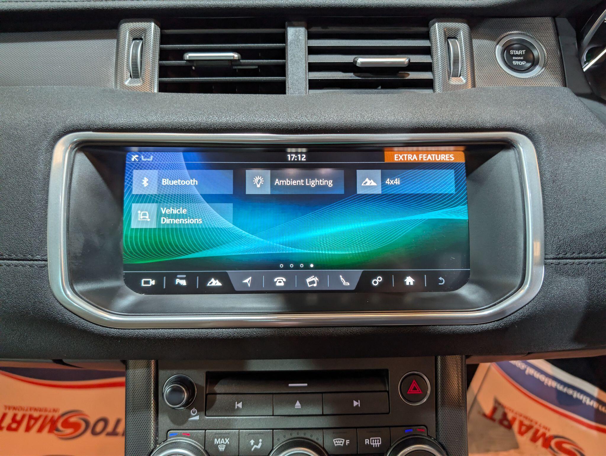 Land Rover Range Rover Evoque view 52