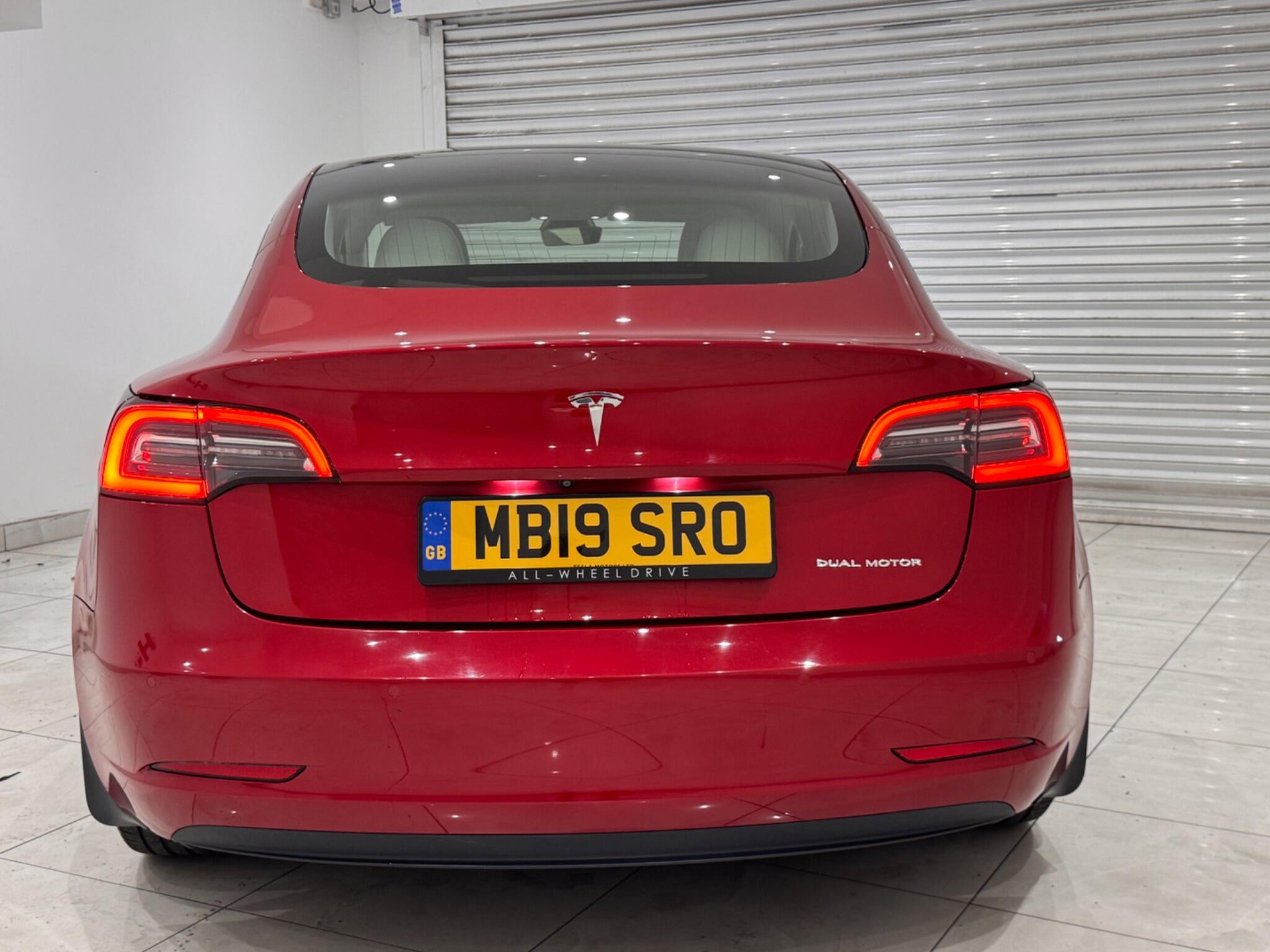 Tesla Model 3 view 7