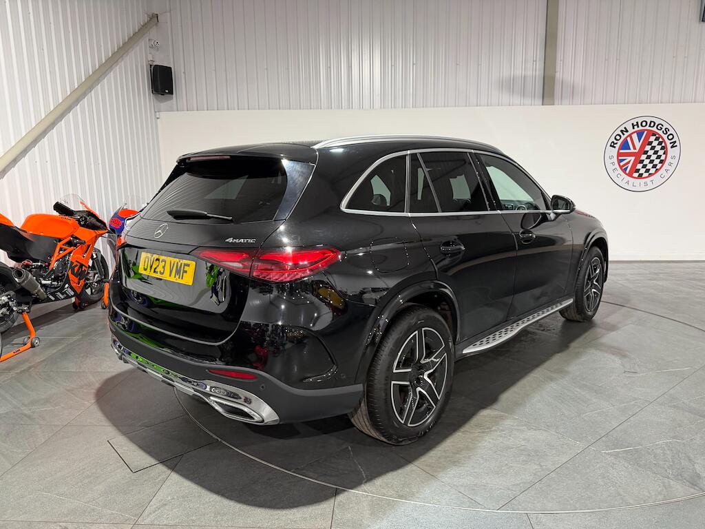 Mercedes-Benz GLC view 4