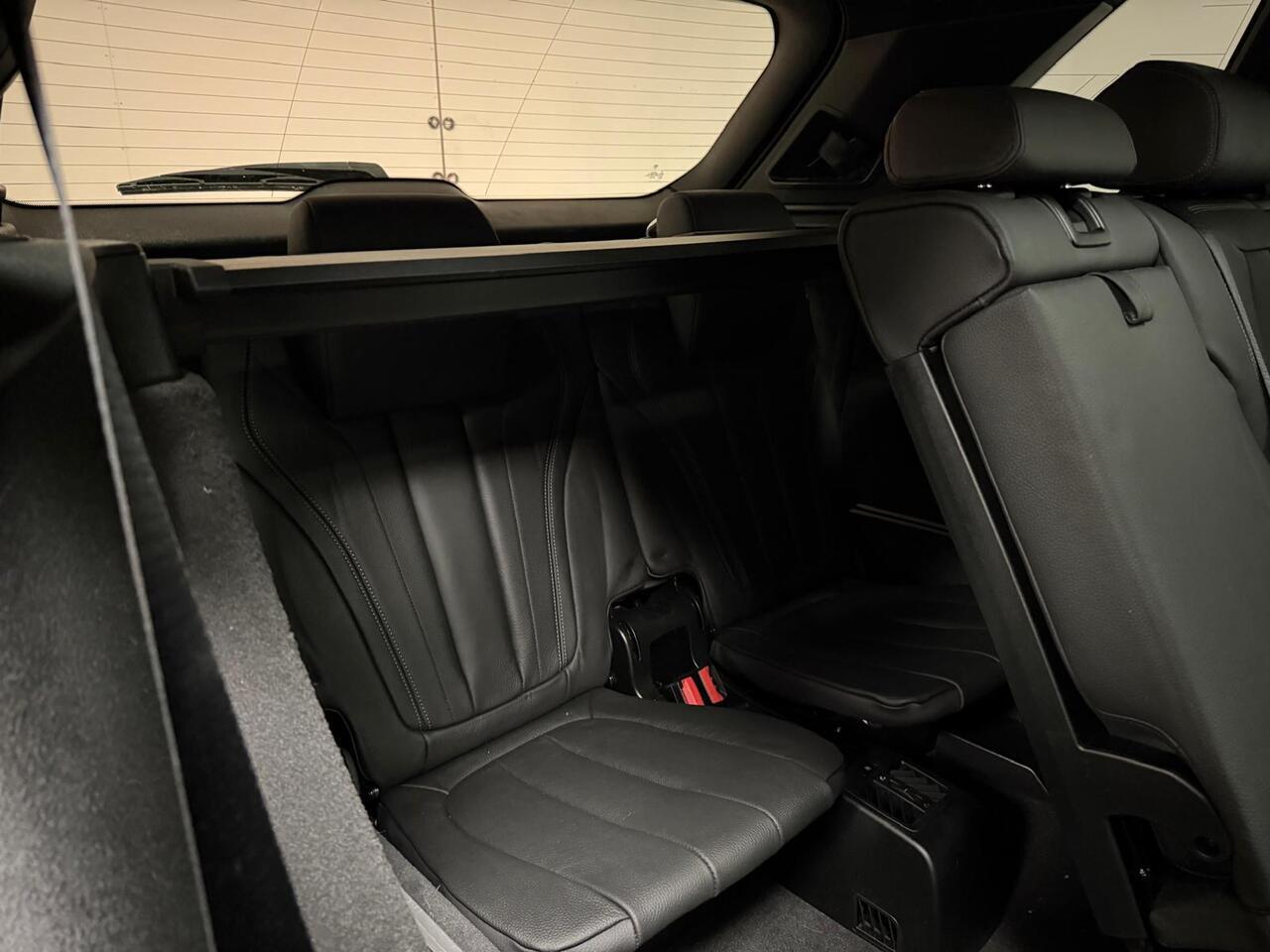 BMW X5 view 20