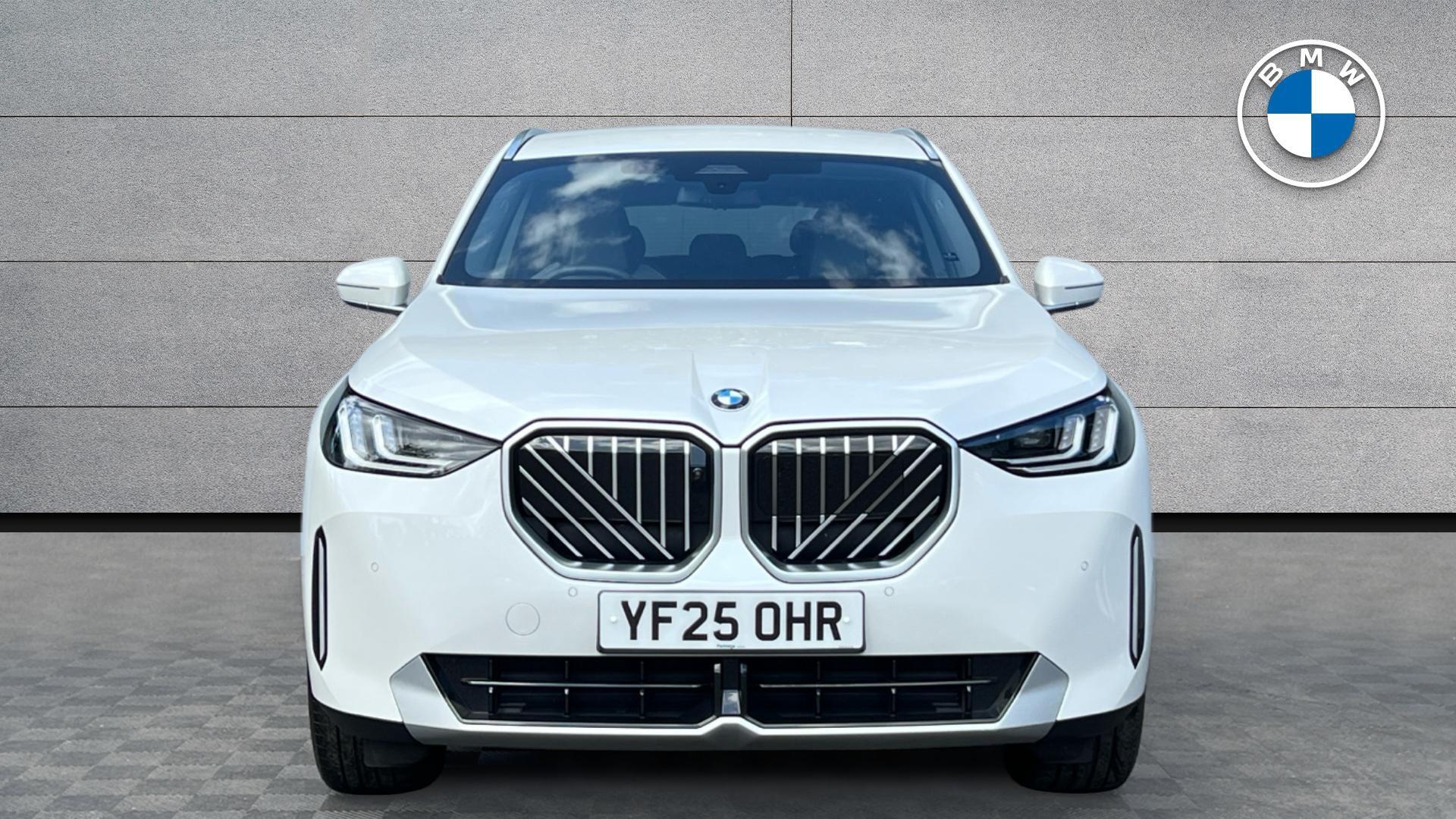BMW X3 view 16