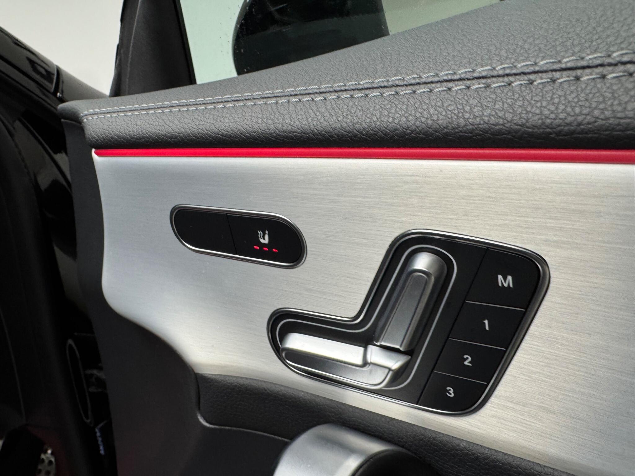 Mercedes-Benz CLA view 12