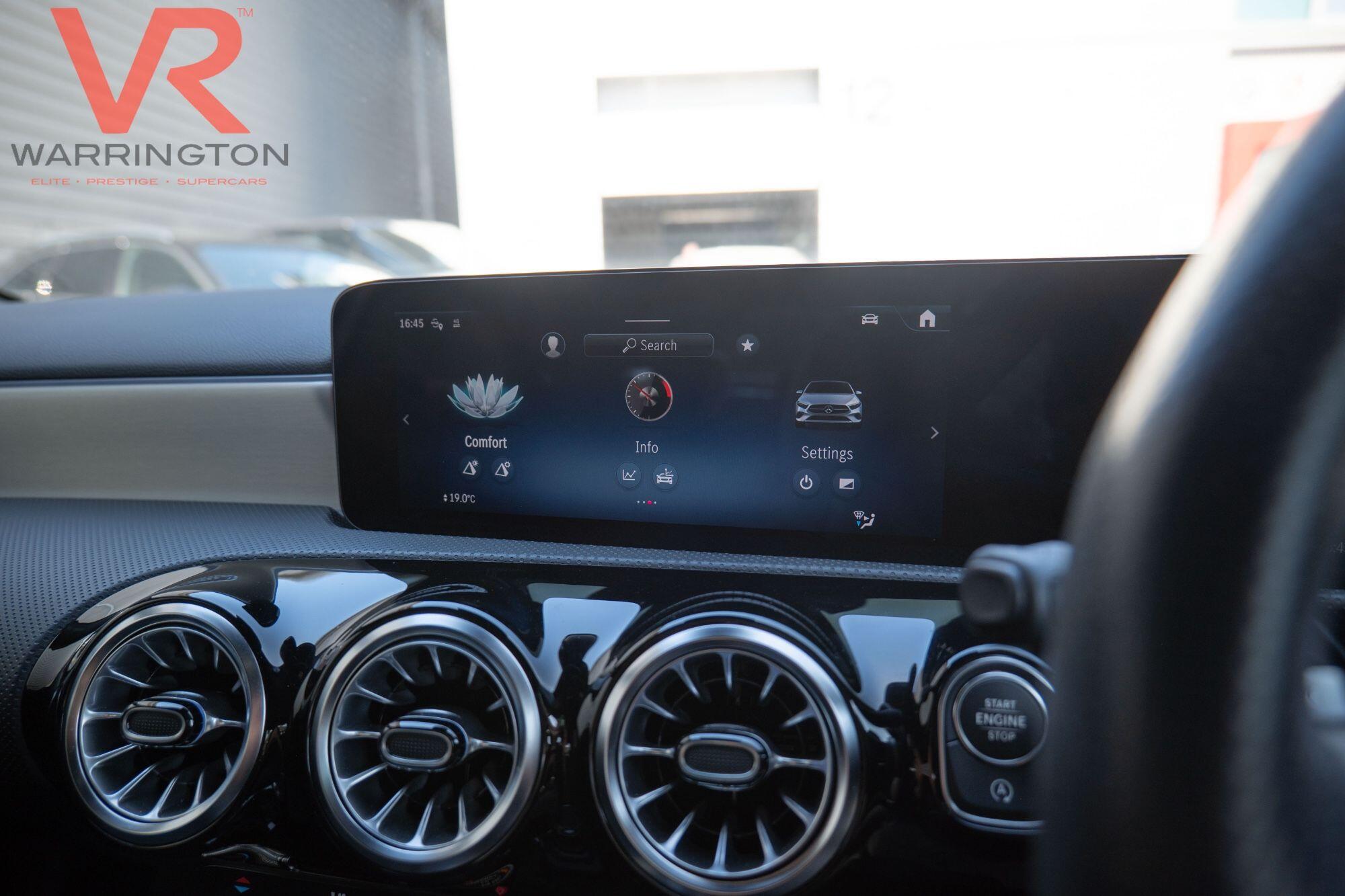 Mercedes-Benz A Class view 28
