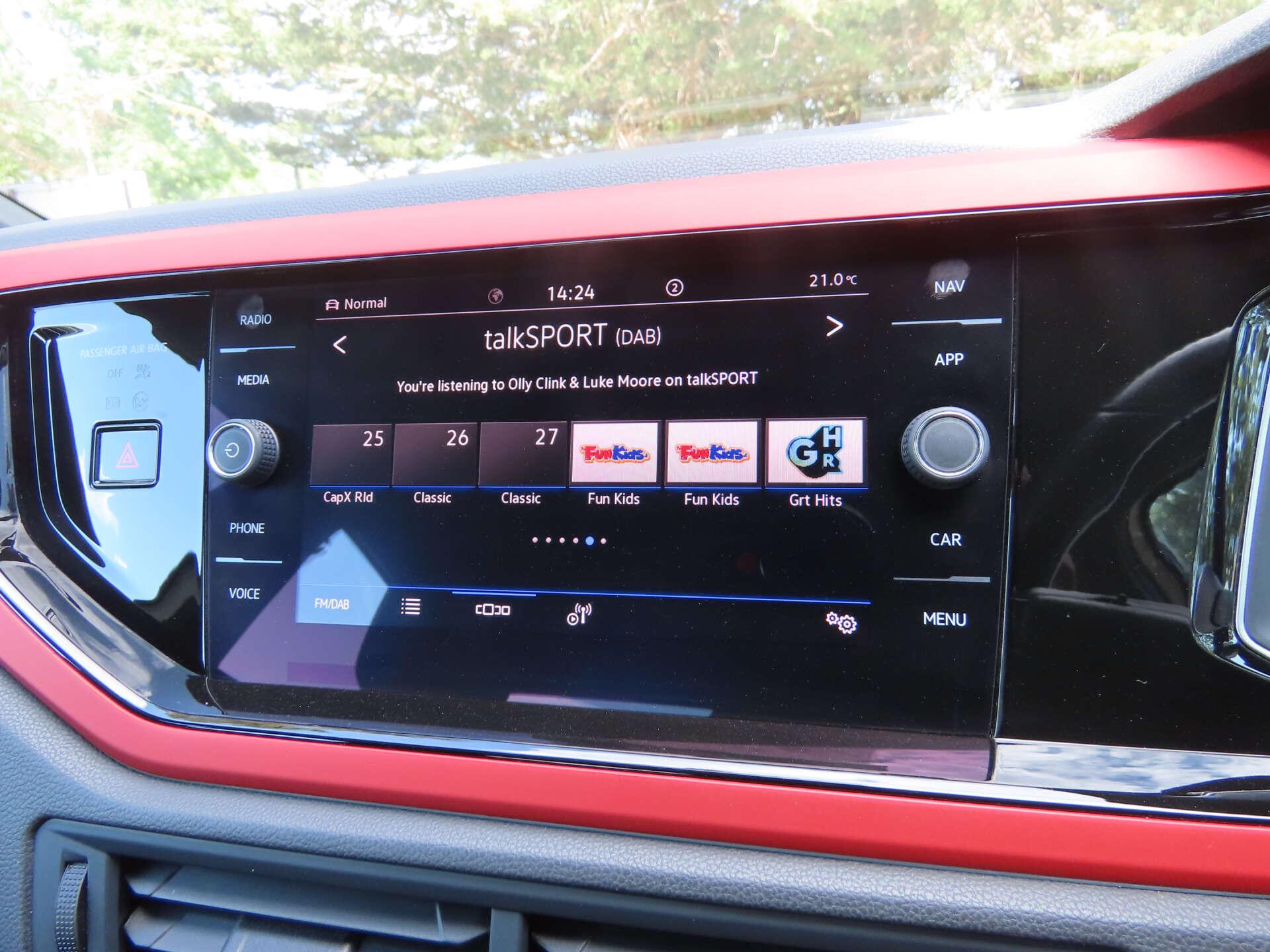 Volkswagen Polo view 10