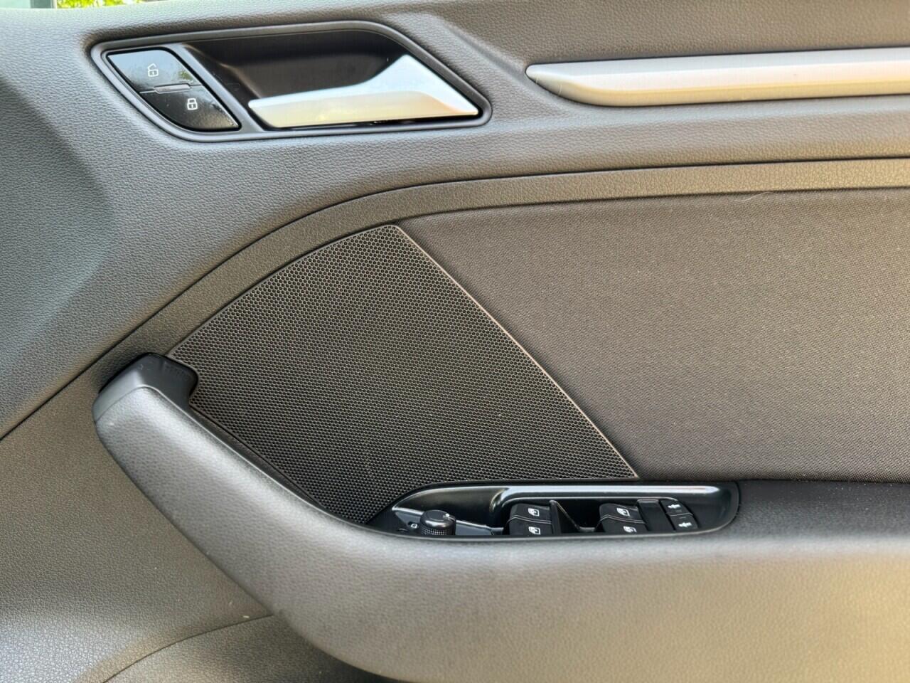 Audi A3 view 21