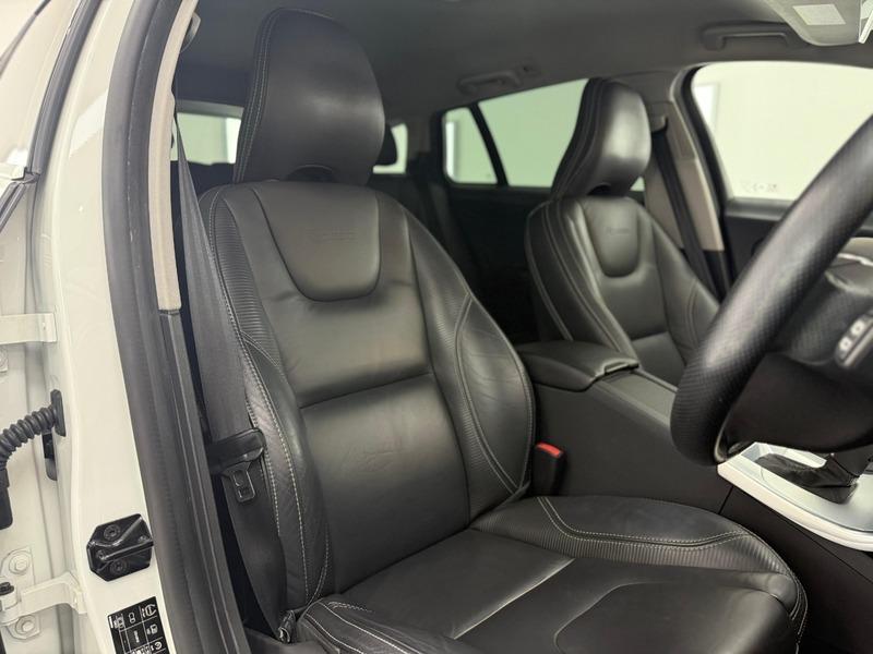 2013 Volvo V60 image 19