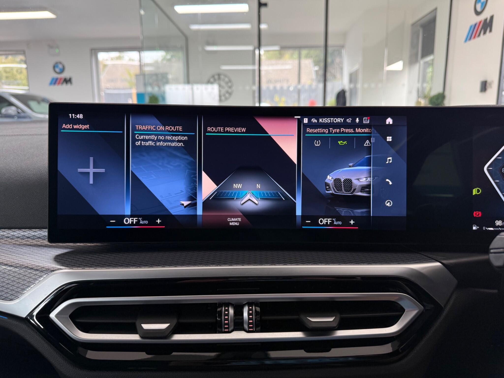 BMW 4 Series view 17