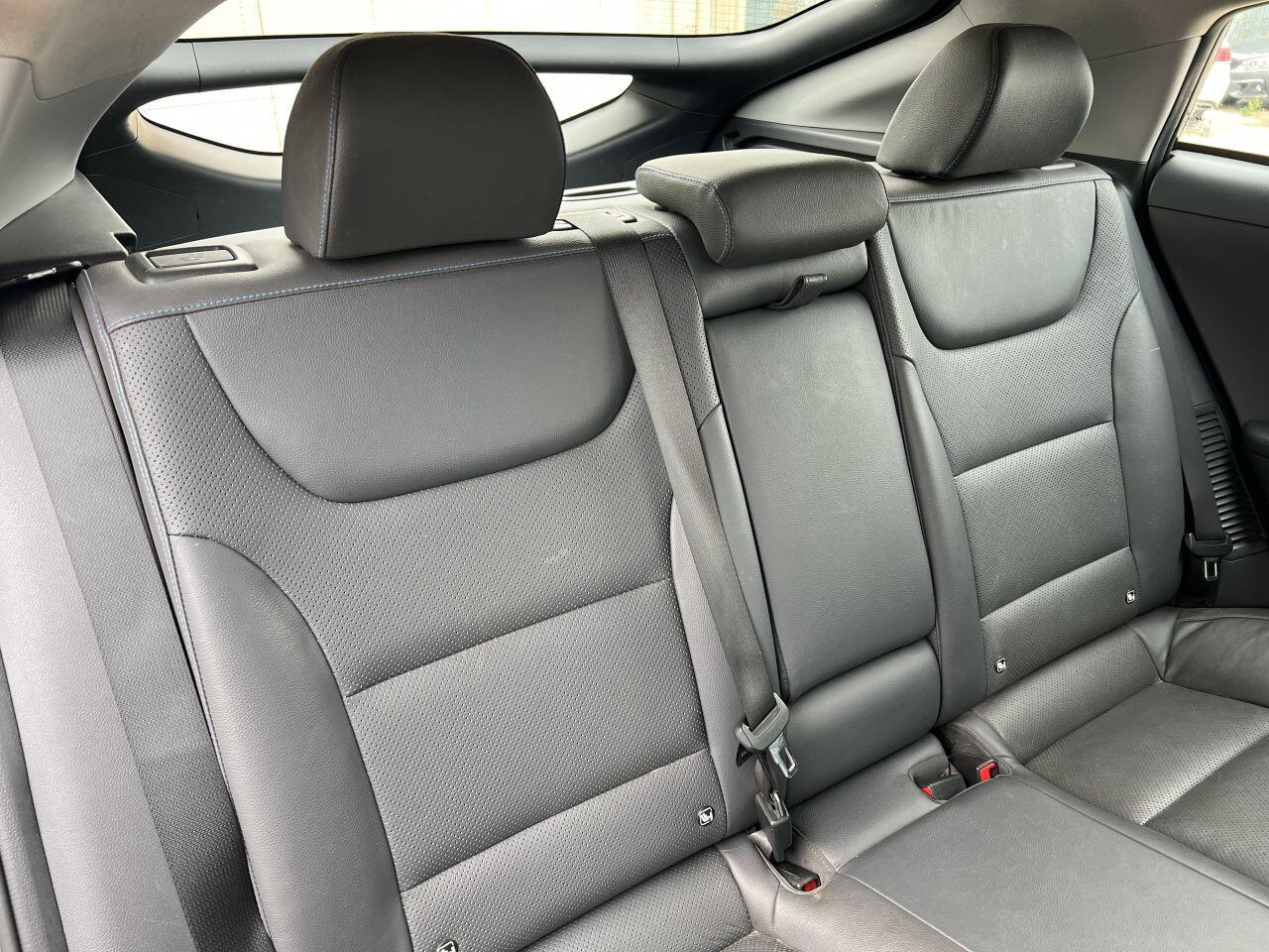 Hyundai Ioniq view 21