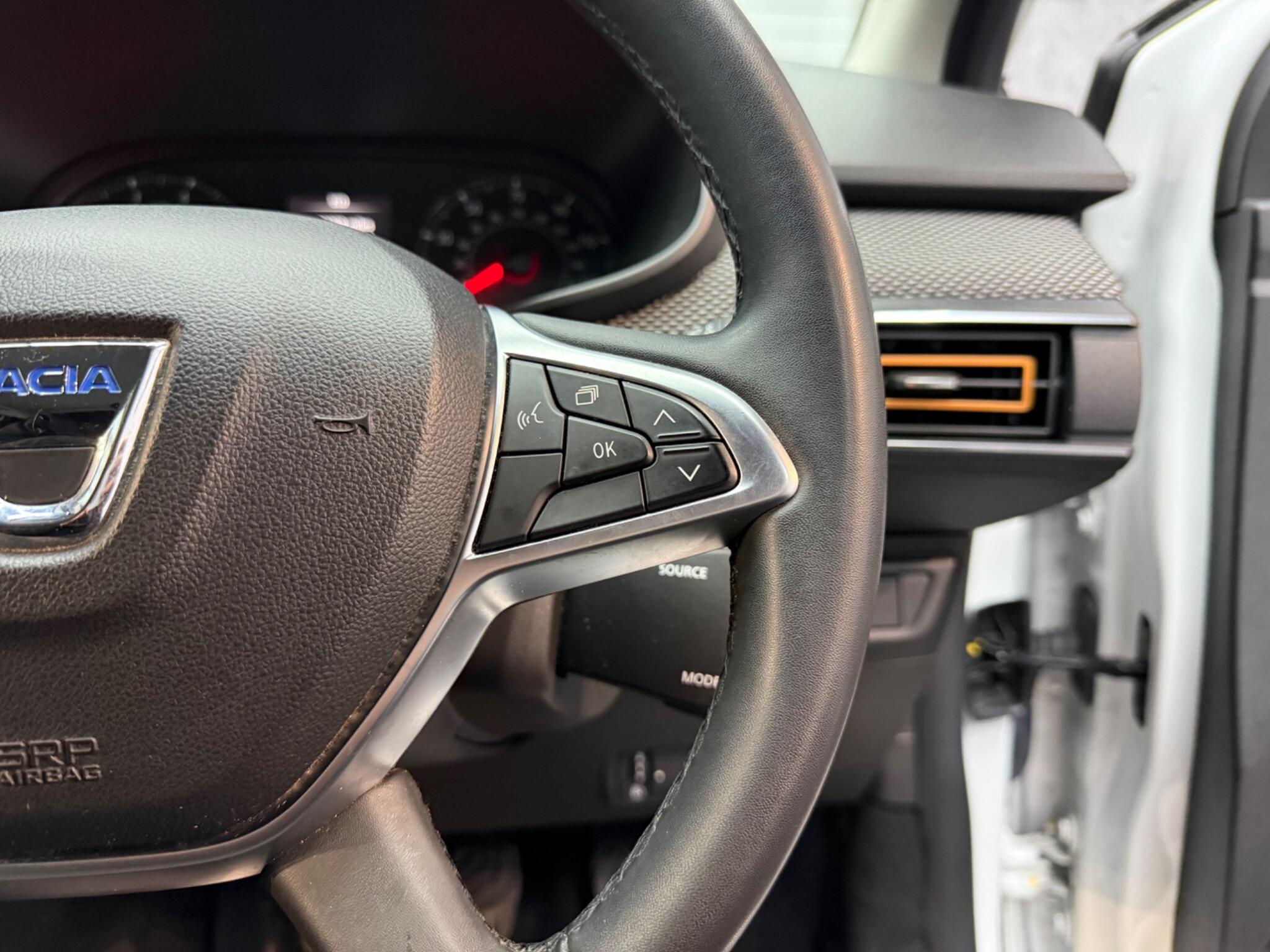 Dacia Sandero Stepway view 11
