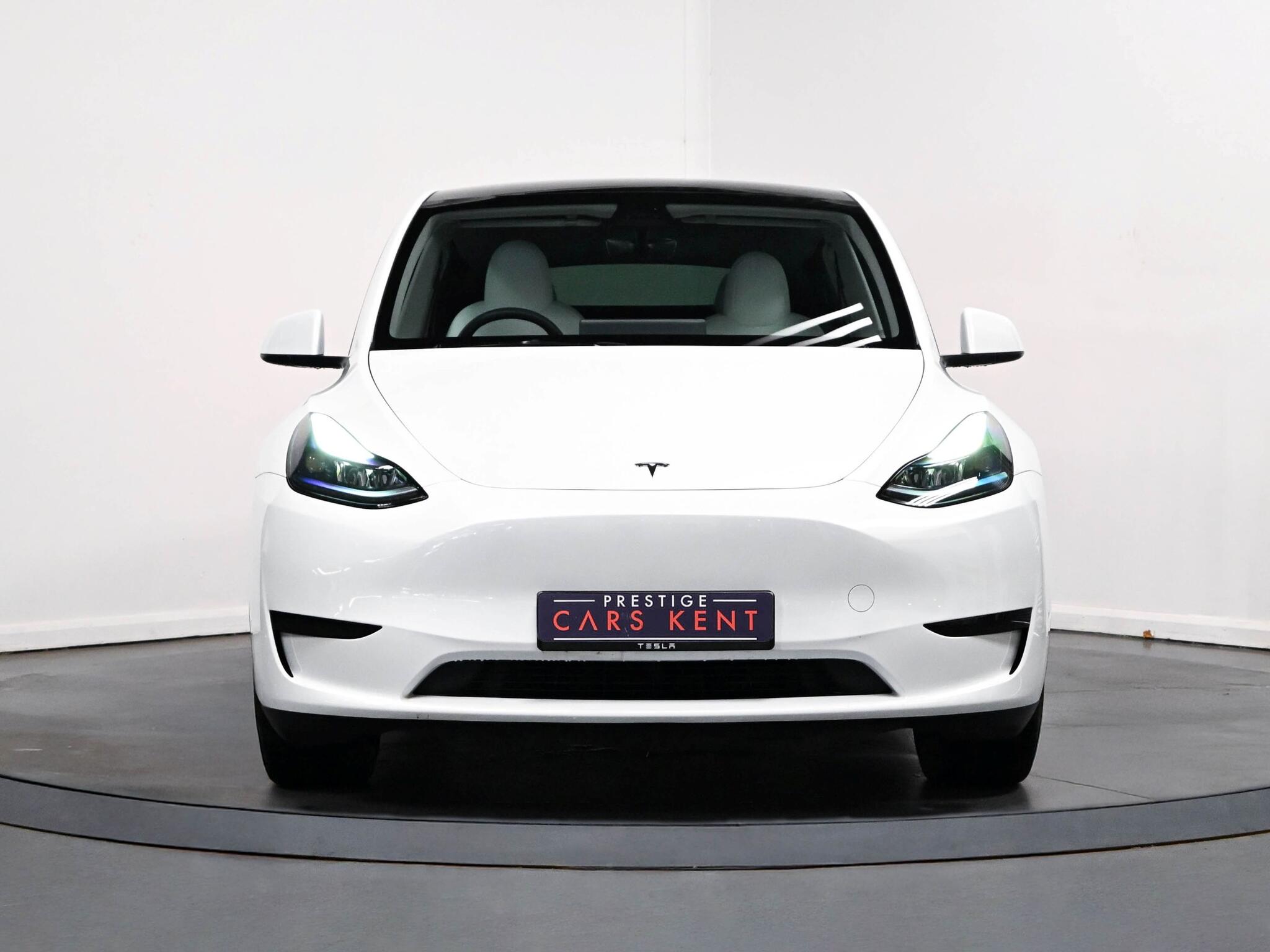 Tesla Model Y view 18