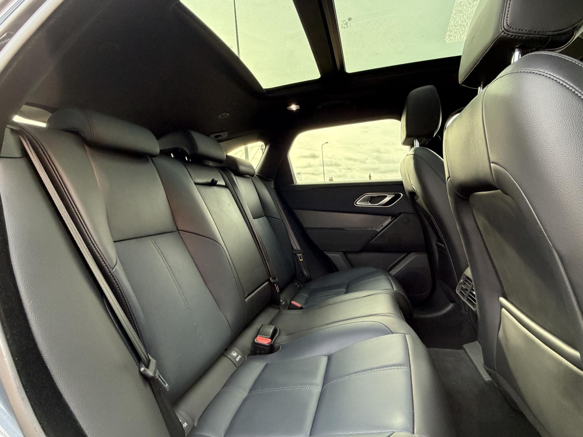 Land Rover Range Rover Velar view 21