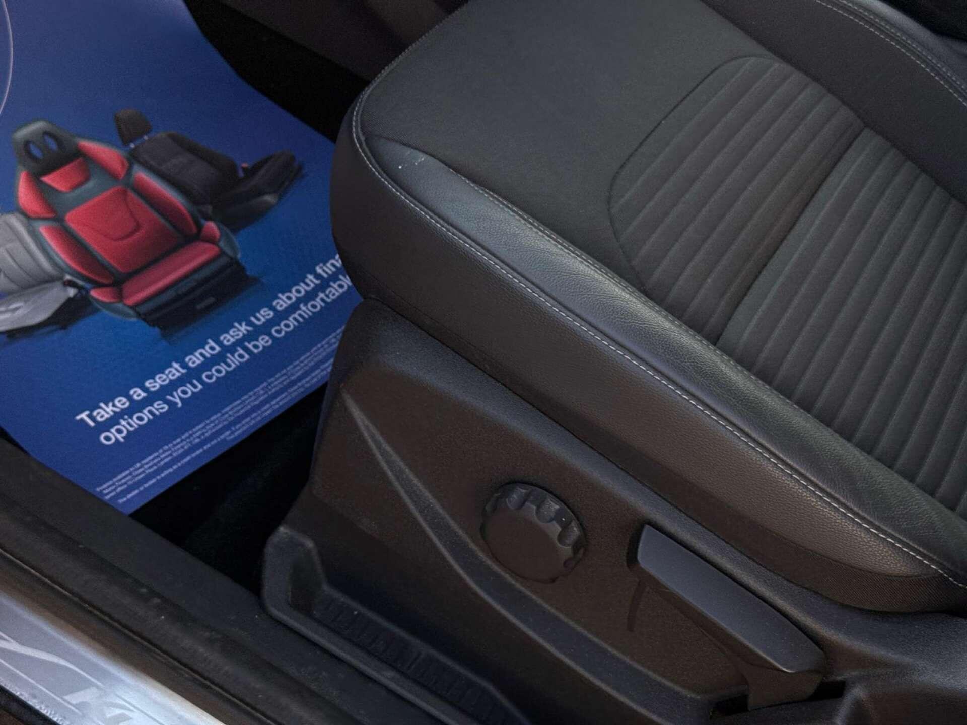 Ford Kuga view 86
