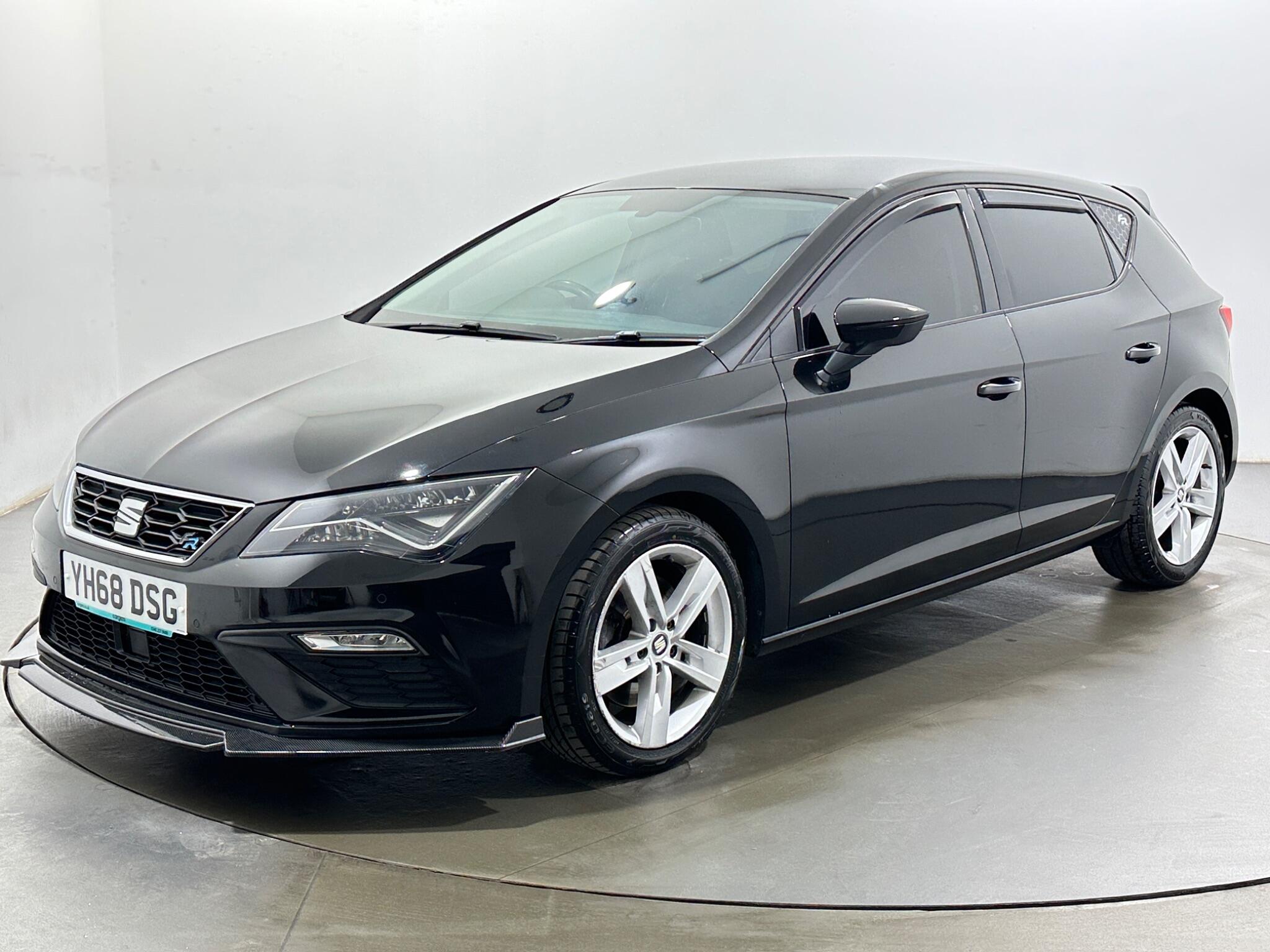 Seat Leon view 4