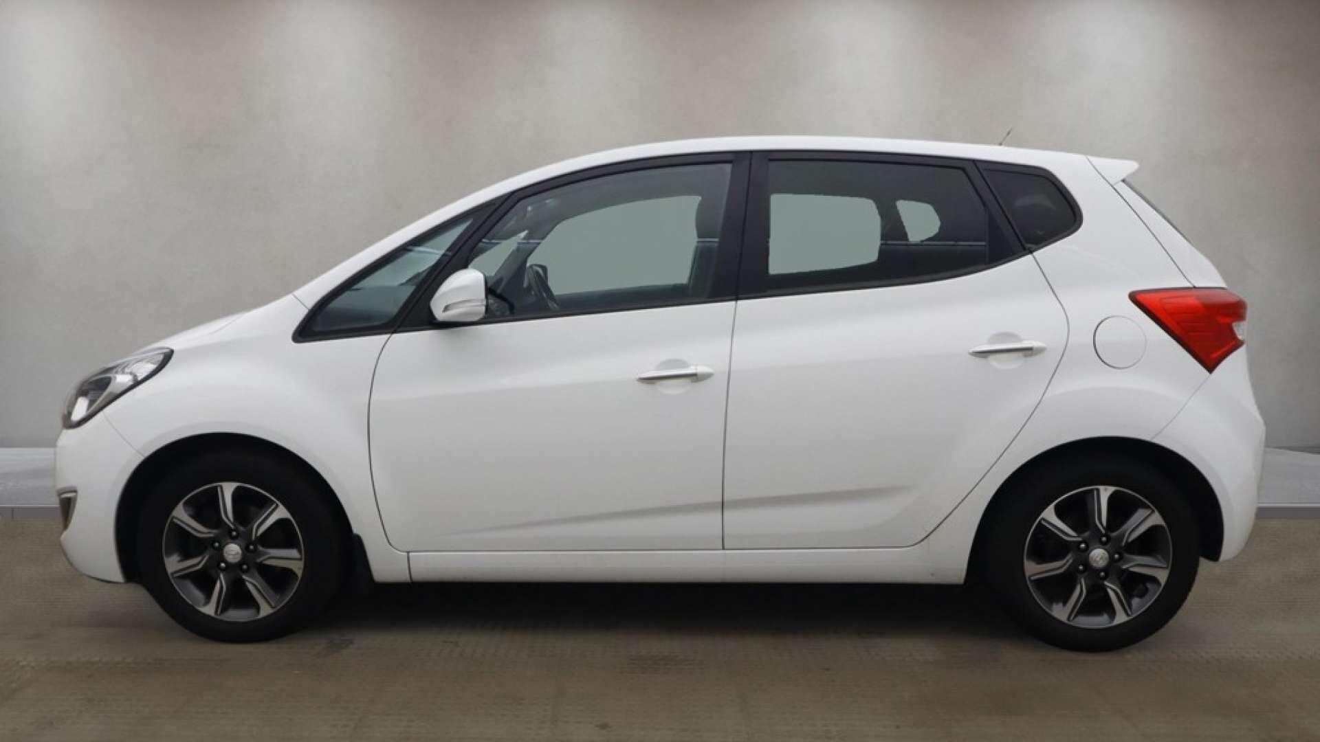 Hyundai Ix20 view 12