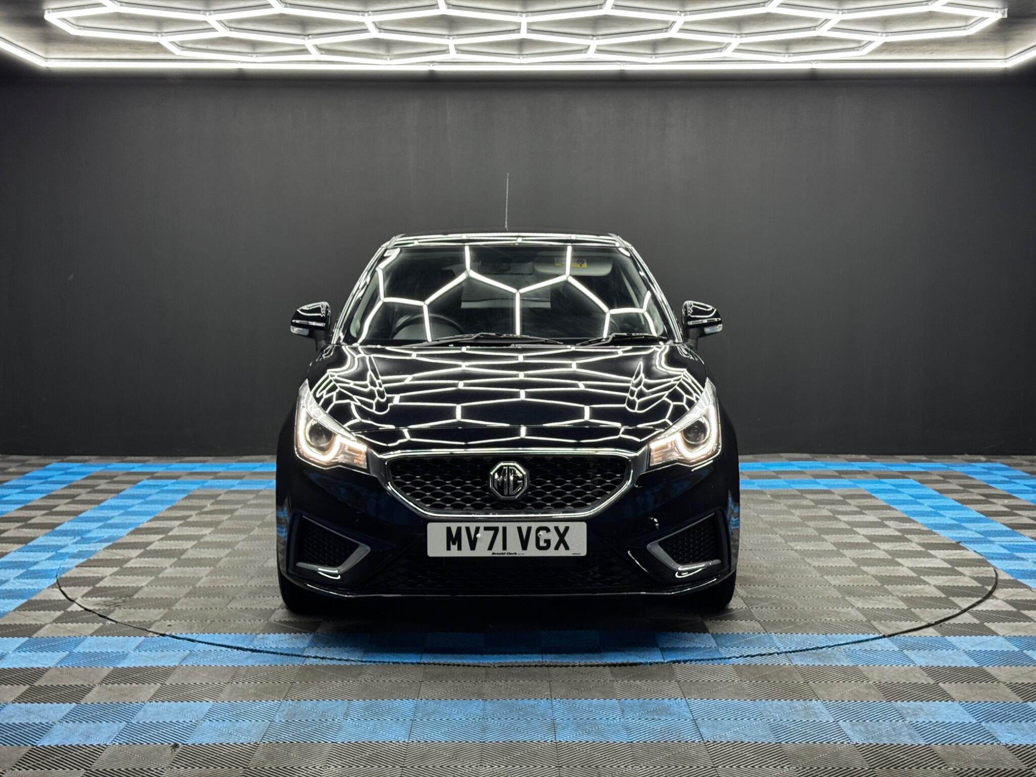 MG MG3 view 2