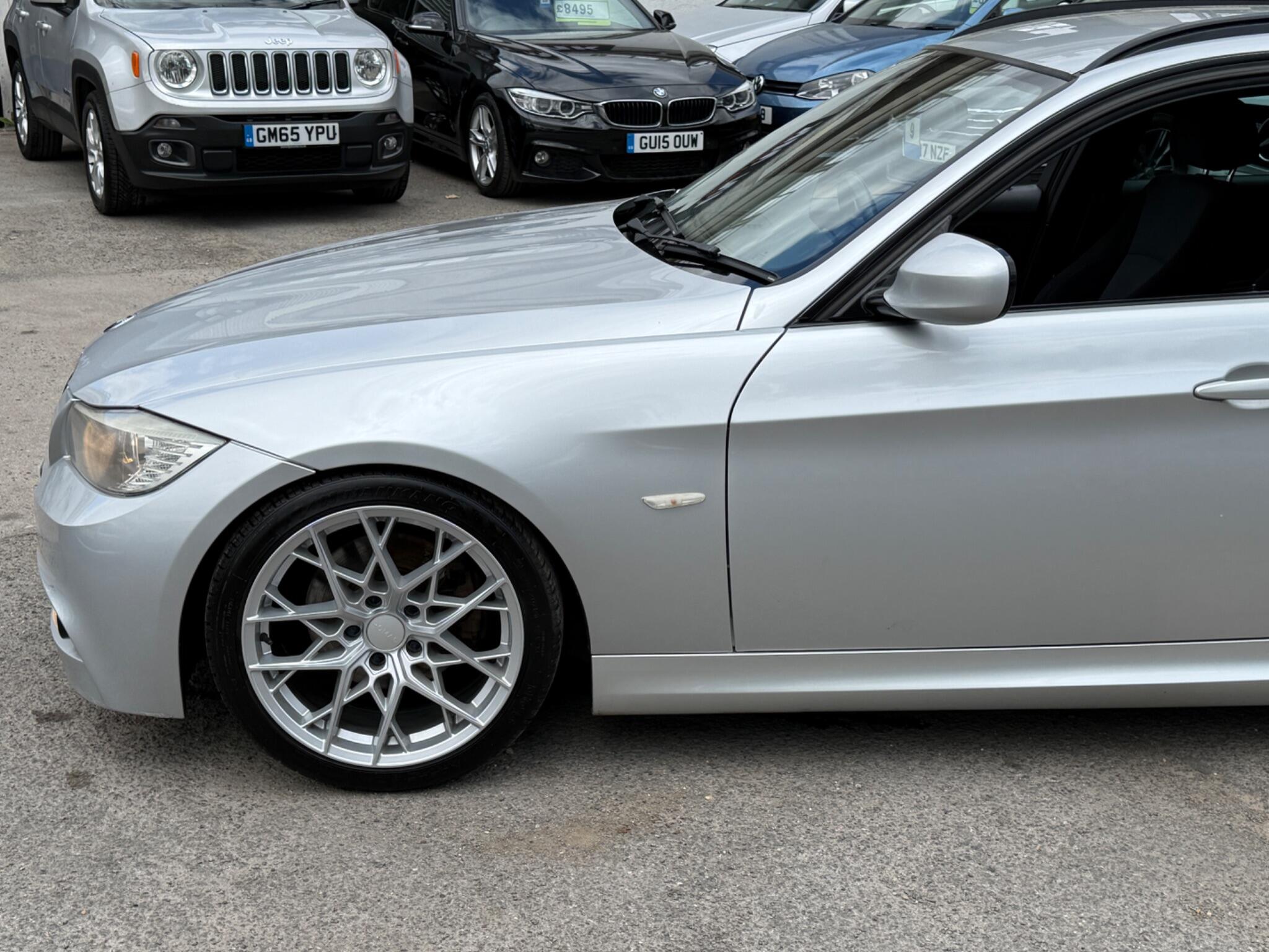 BMW 3 Series - Image 11