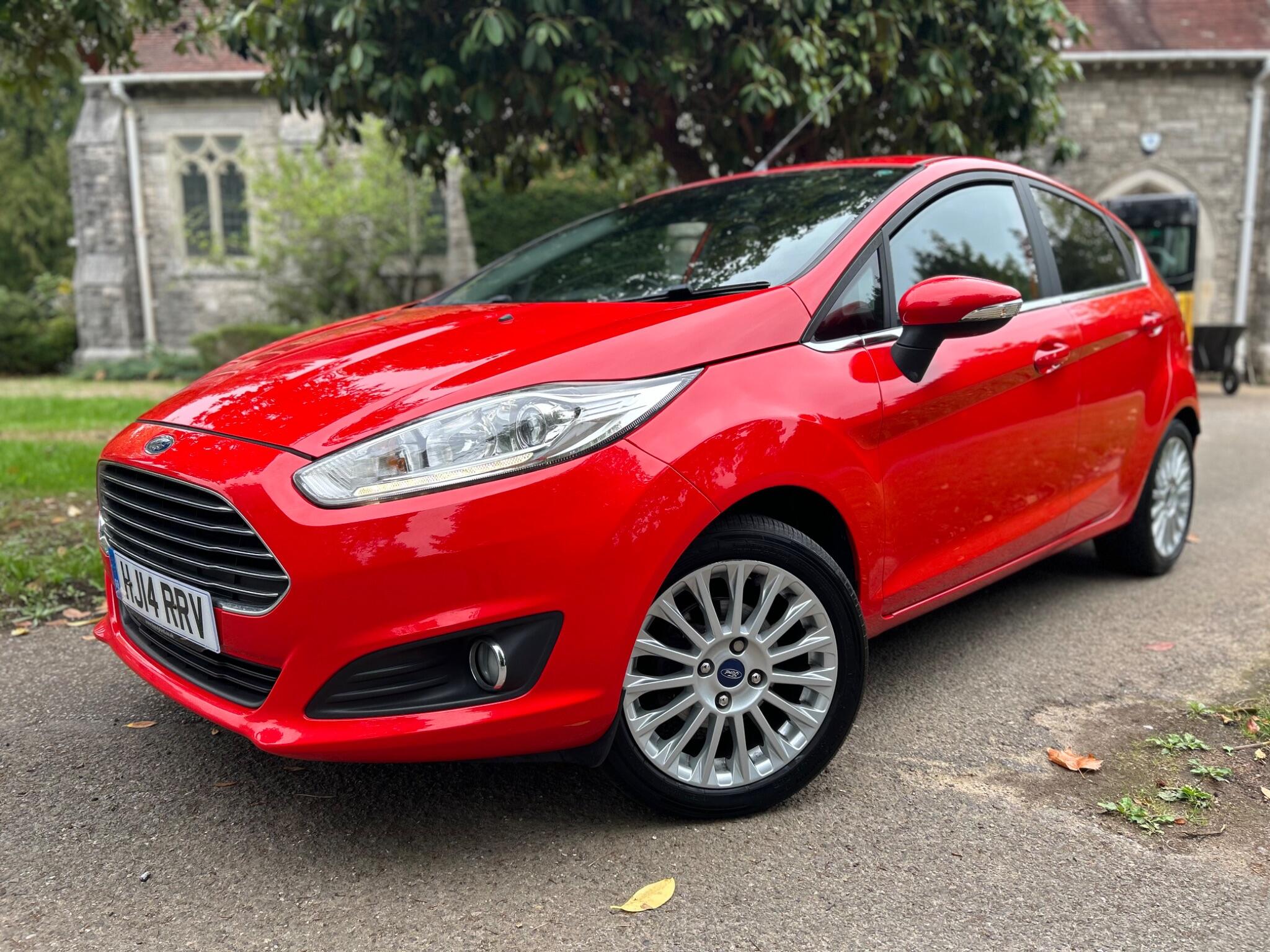 Ford Fiesta view 14