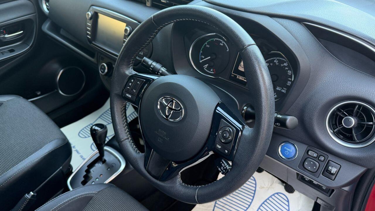 Toyota Yaris view 15