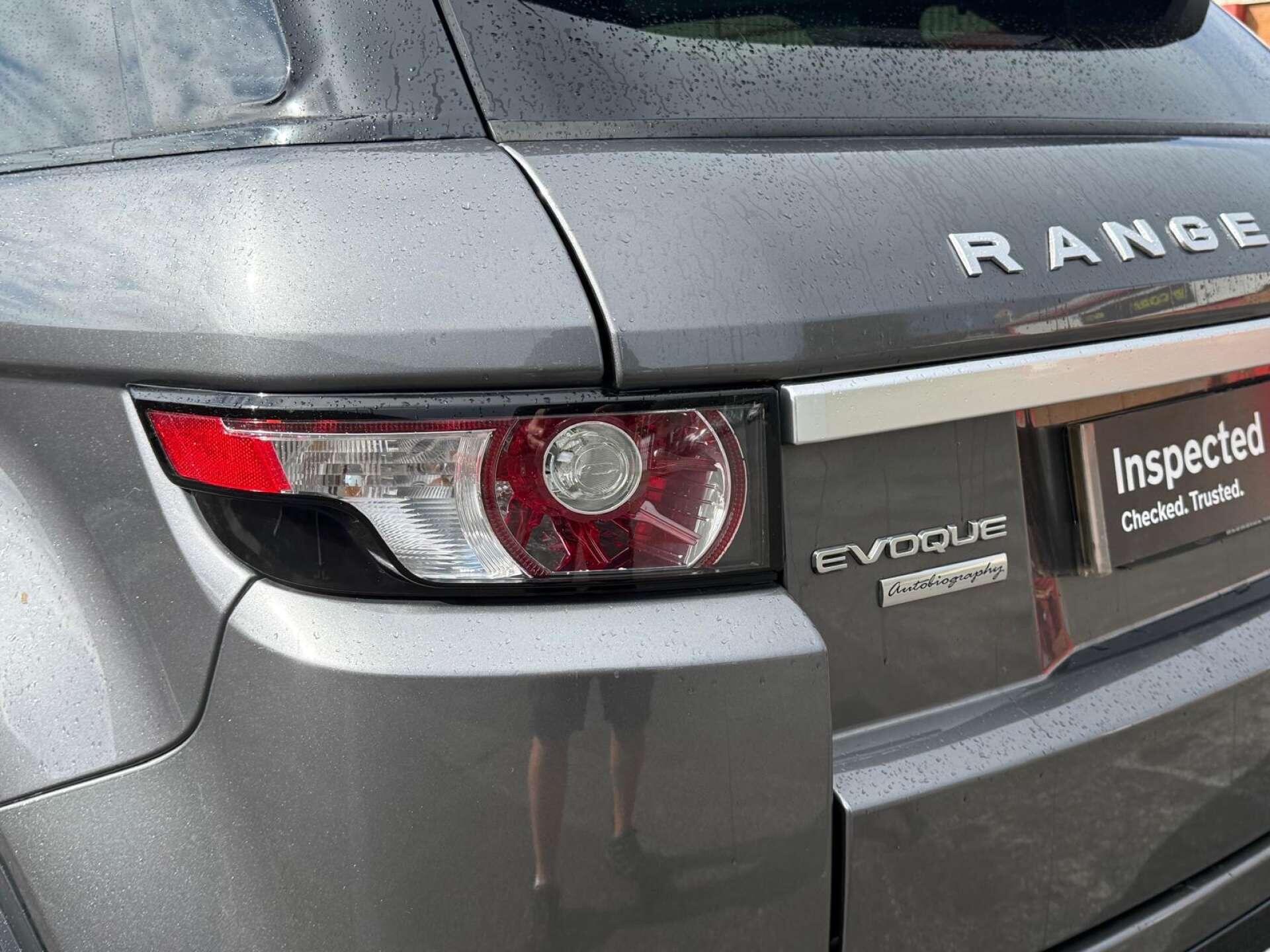 Land Rover Range Rover Evoque view 16