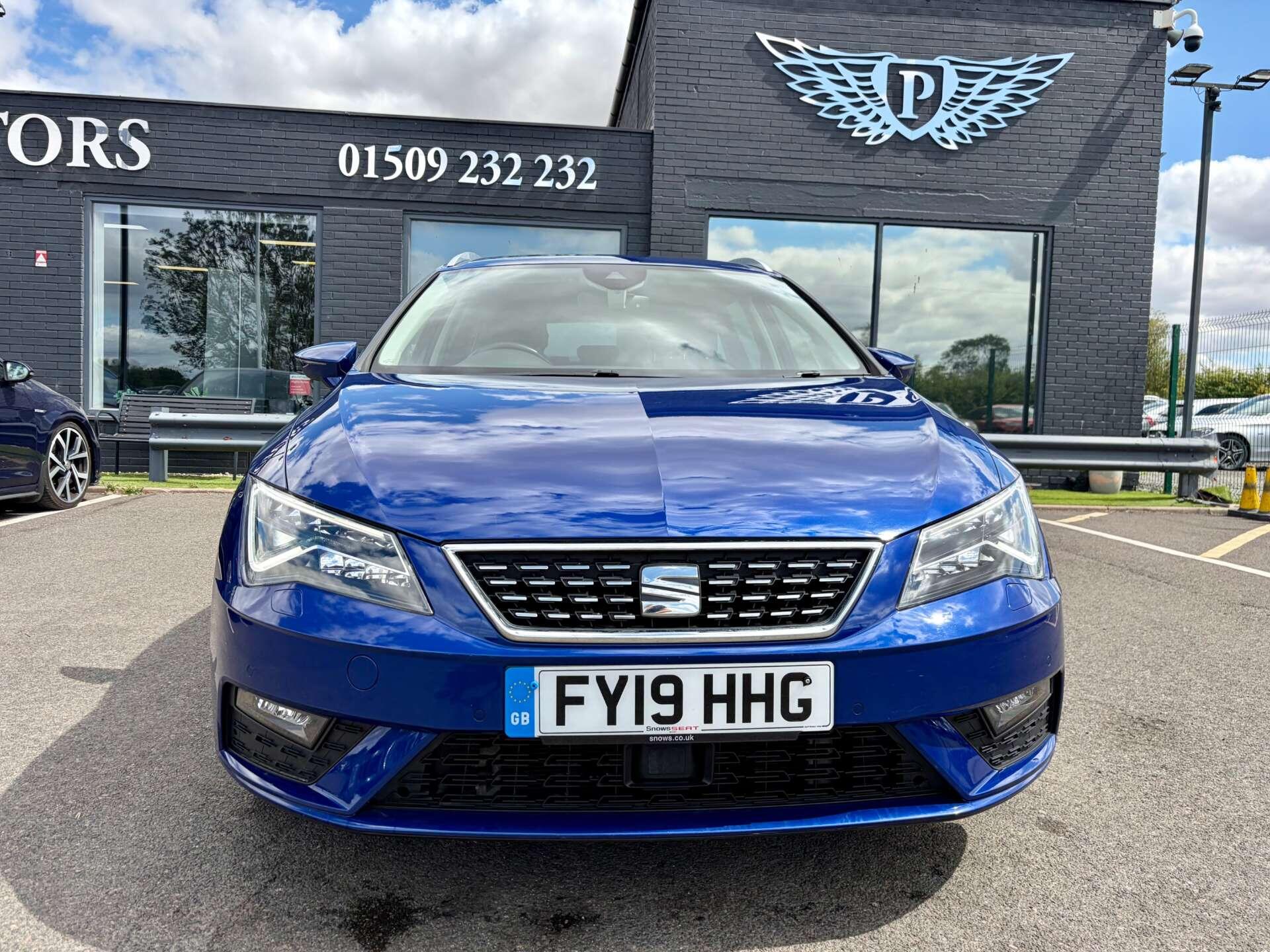 Seat Leon Leon view 3