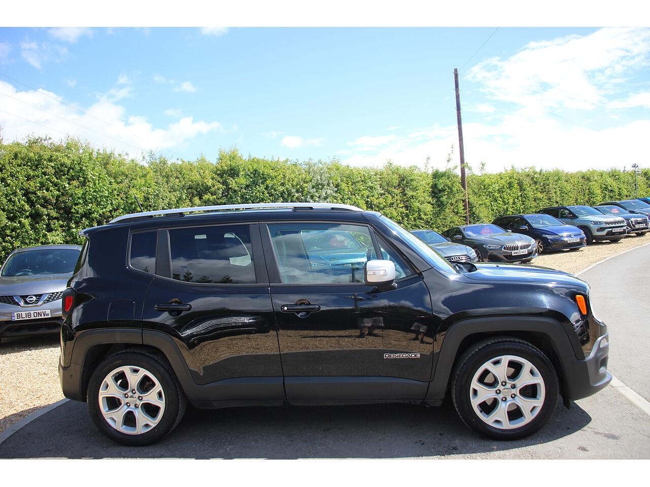 Jeep Renegade view 7