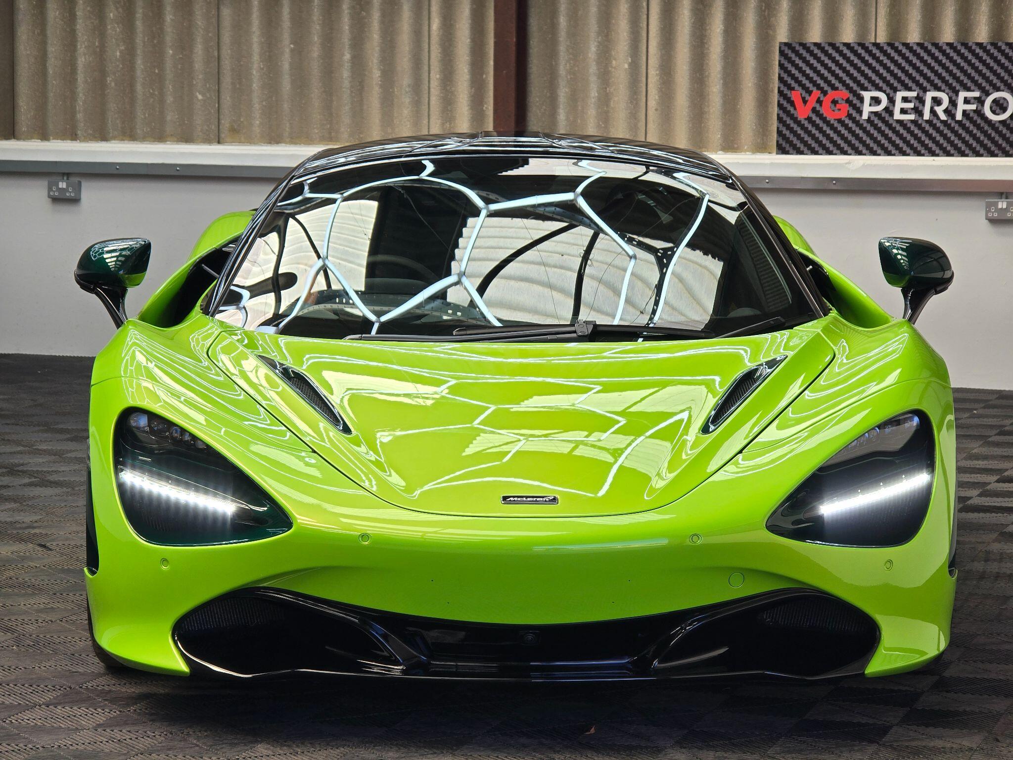 Mclaren 720s view 3