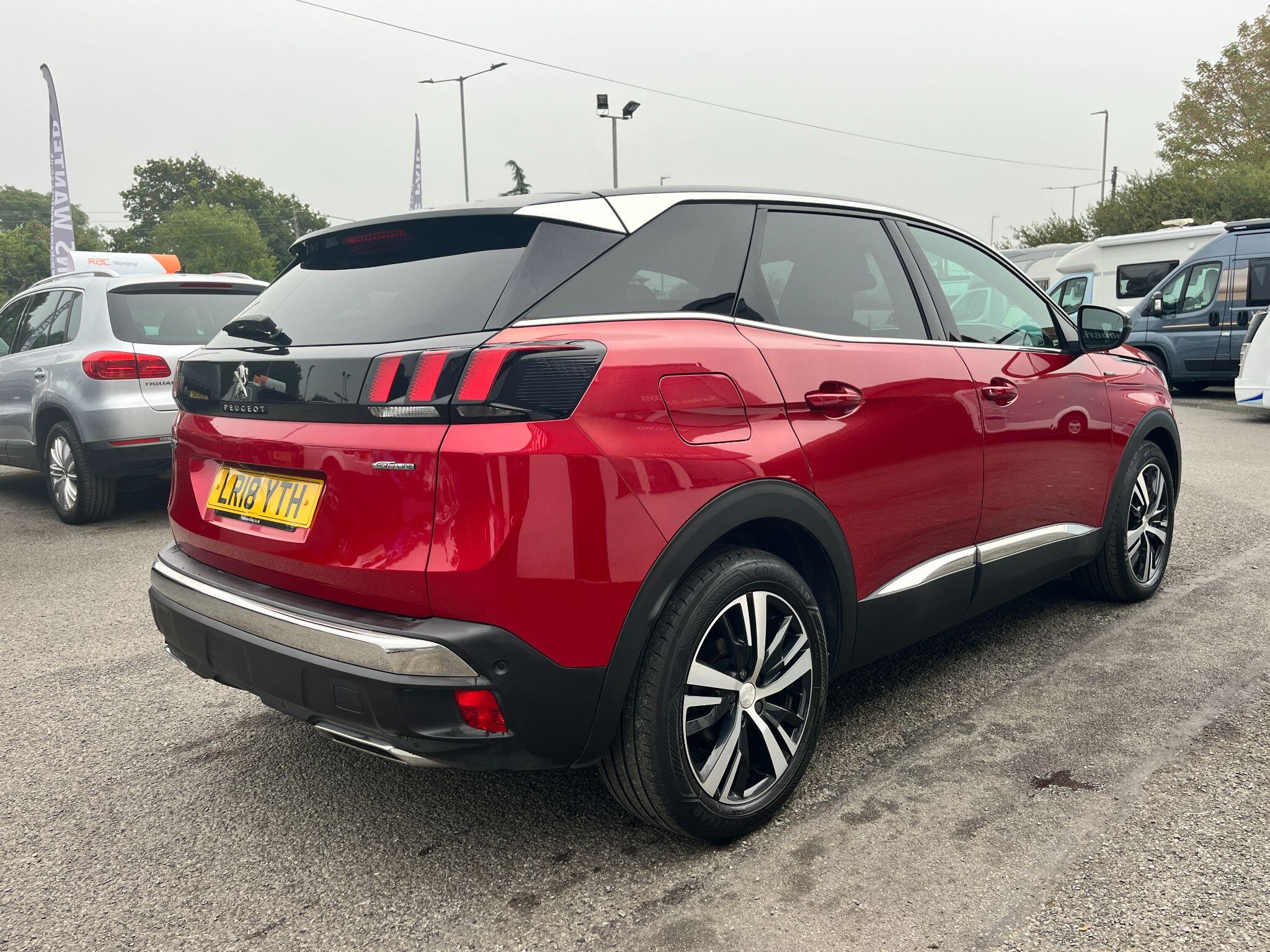 Peugeot 3008 view 5