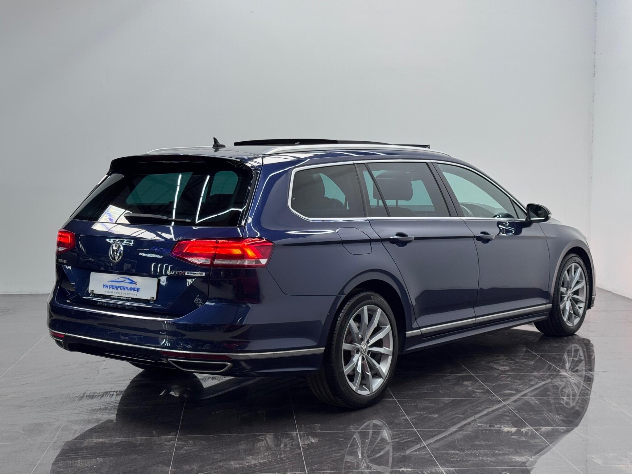 Volkswagen Passat view 58