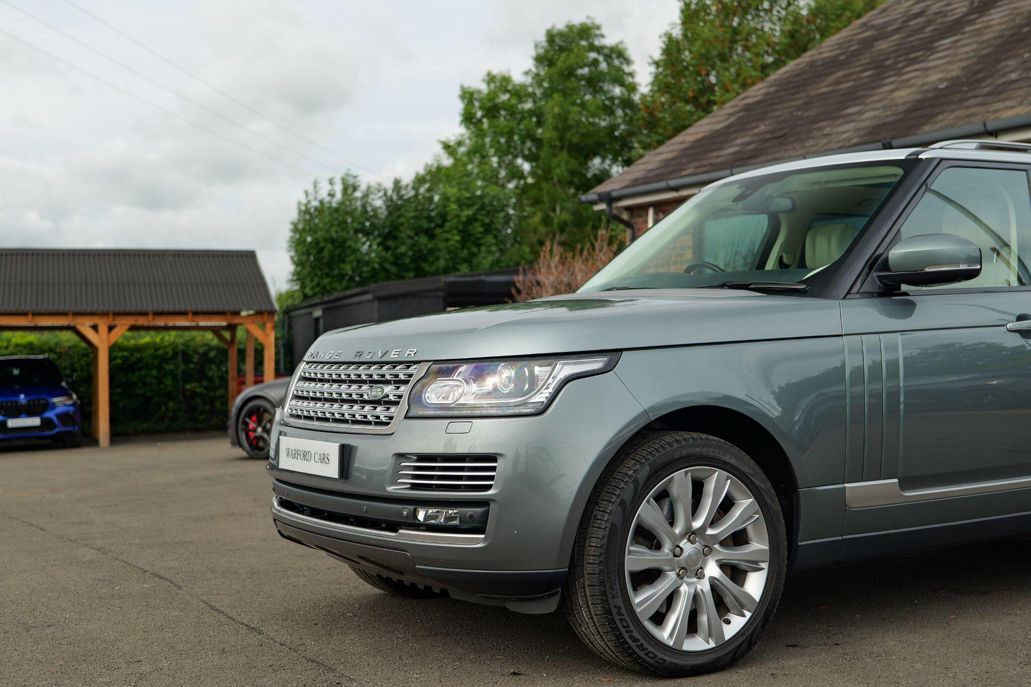 Land Rover Range Rover view 7