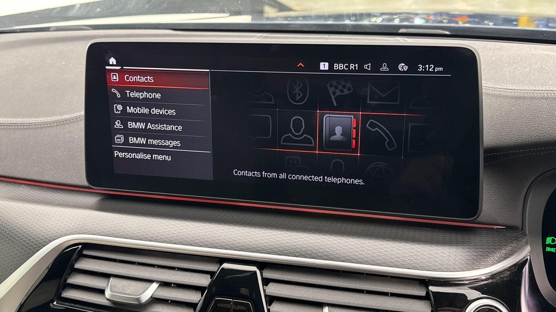 BMW 5 Series view 29