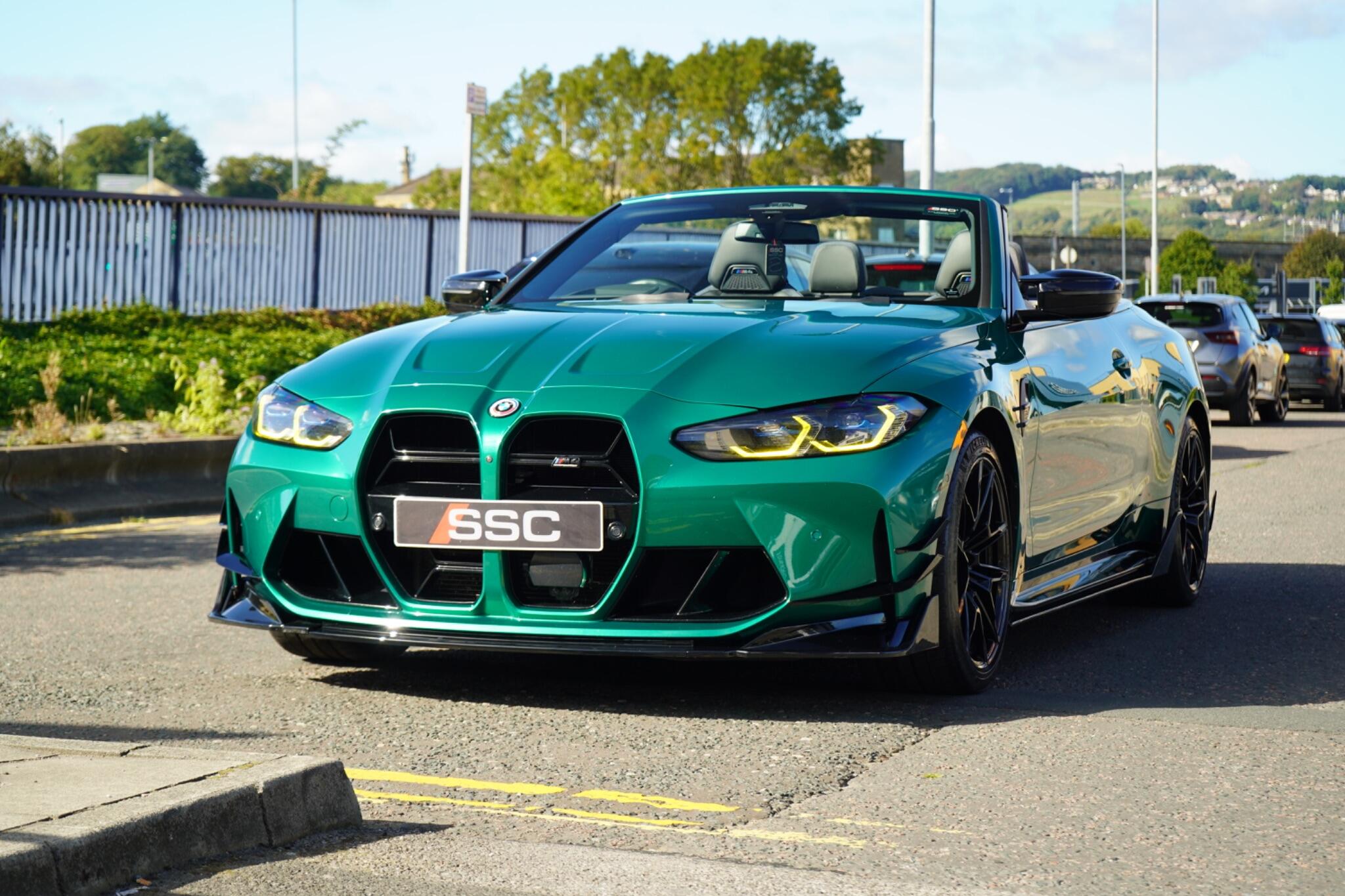 BMW M4 view 8