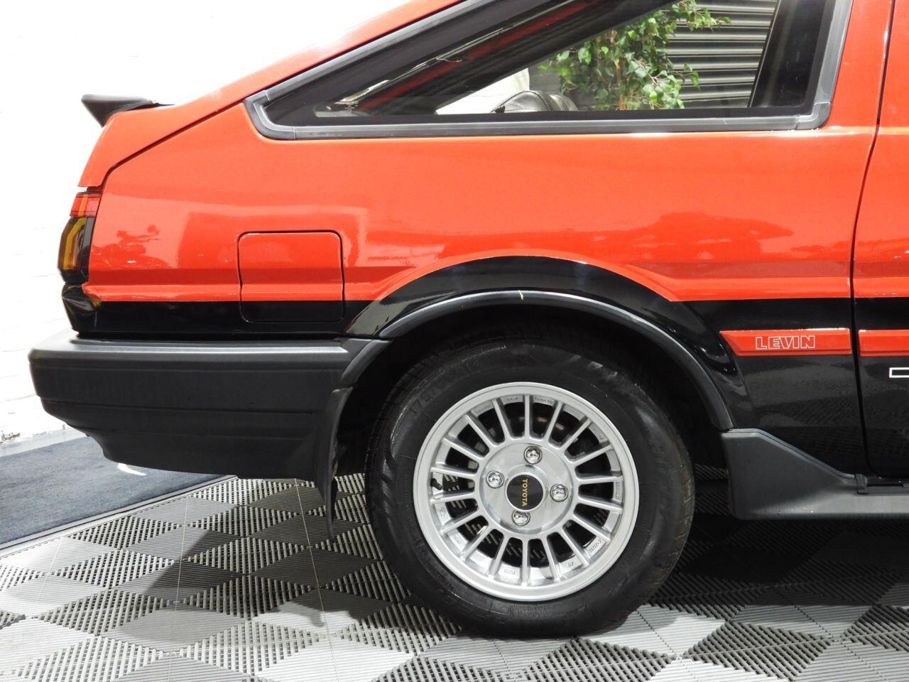 Toyota Corolla view 23