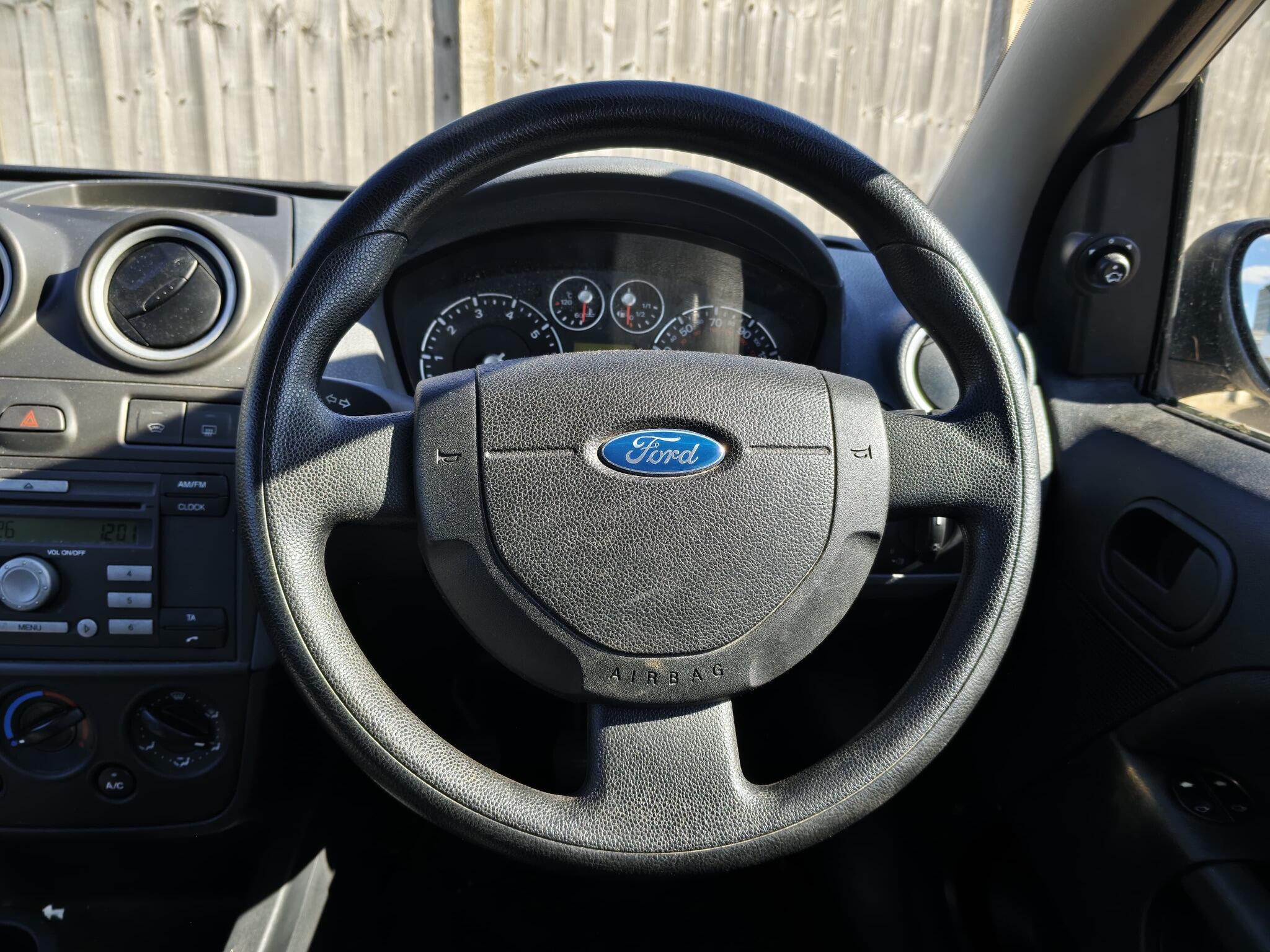 Ford Fiesta view 16